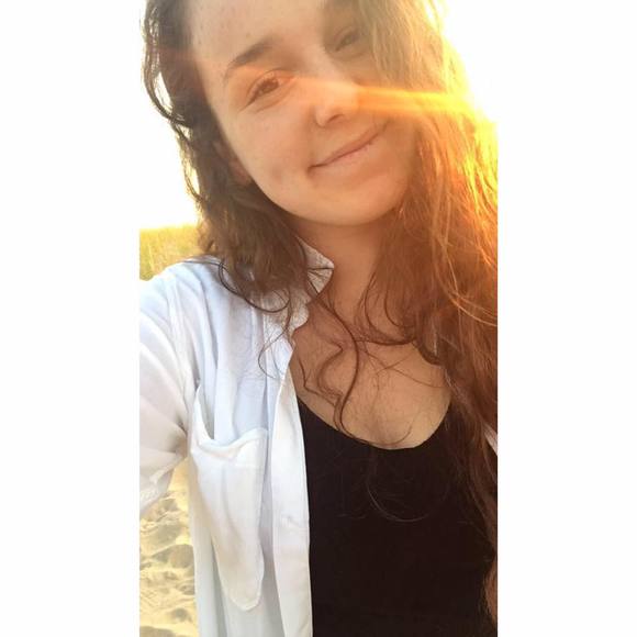 Meet your Posher, Raegan - Picture 1 of 1